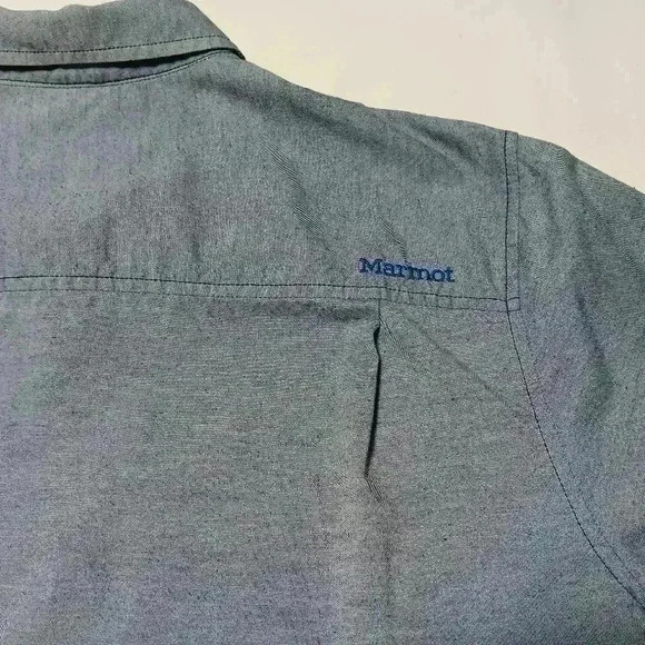 Marmont Short Sleeve button down. Men's size  XL. - Picture 10 of 12